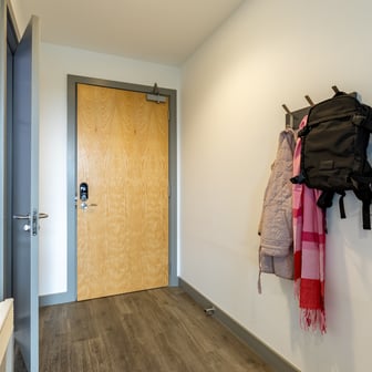 Classic En Suite - Image 4